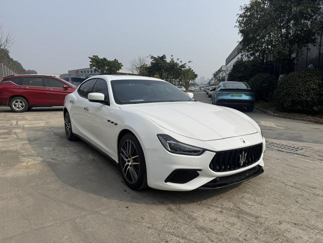 Maserati Ghibli