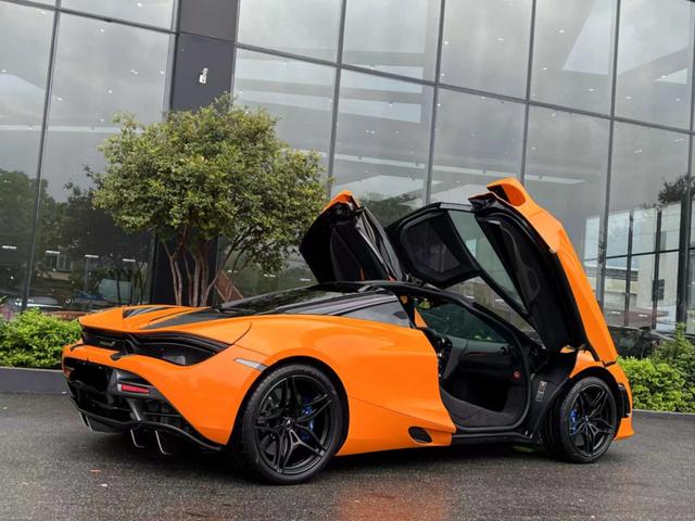 McLaren 720S