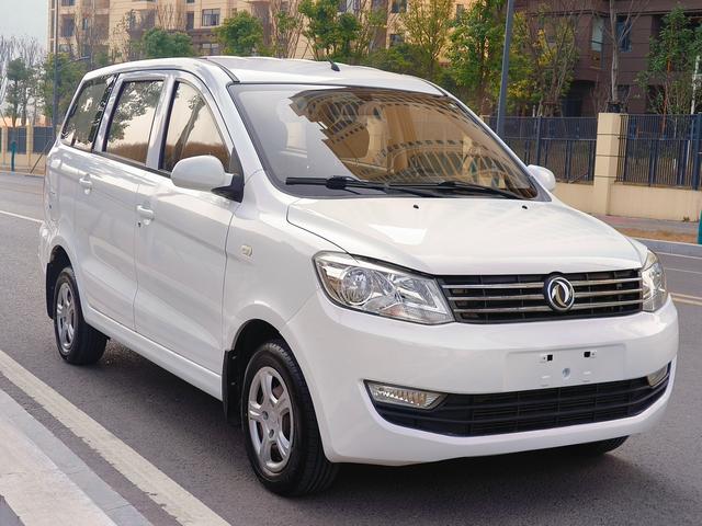 Dongfeng Fengon 330