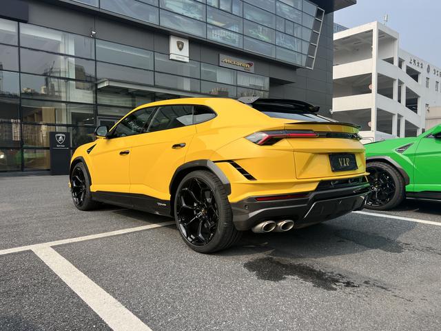 Lamborghini Urus