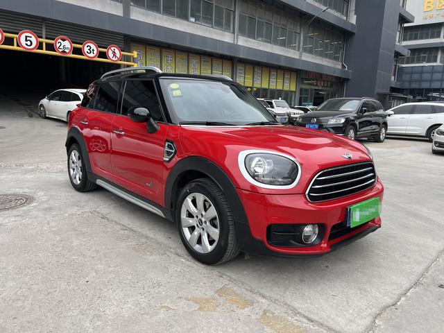 MINI COUNTRYMAN