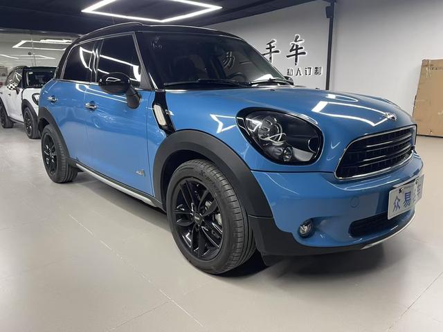 MINI COUNTRYMAN