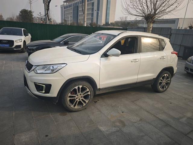 BAIC Shenbao X35