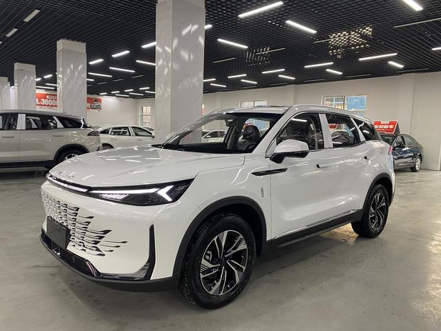 BAIC Beijing X7