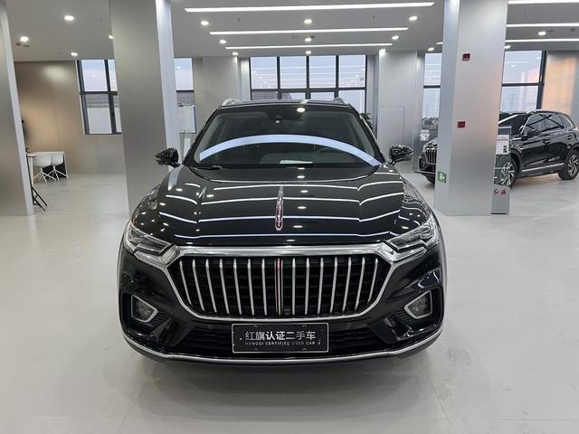 Hongqi HS5