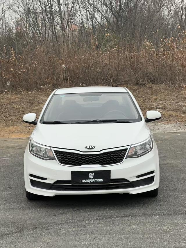 Kia K2