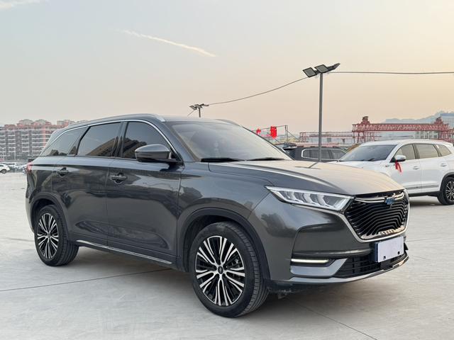 Oshan Changan Auchan X7