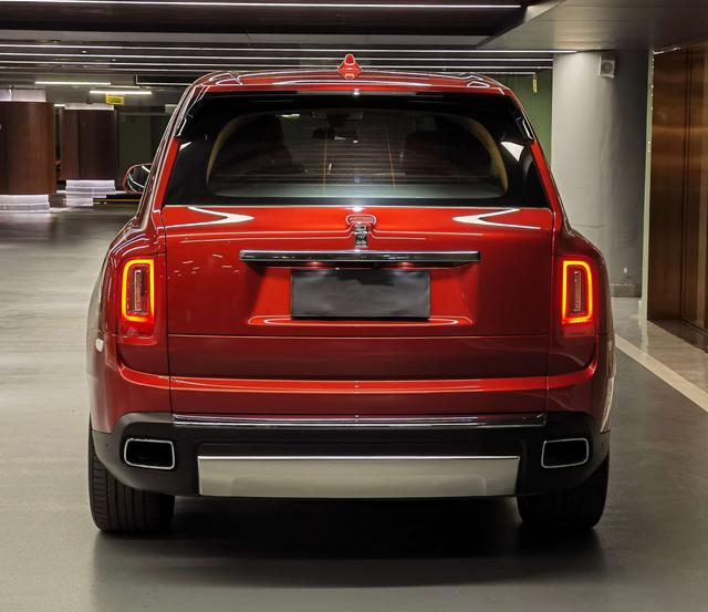 Rolls Royce Cullinan