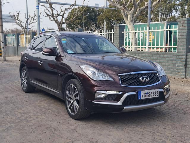 Infiniti QX50