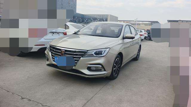 Roewe i5