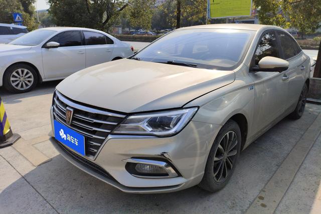 Roewe i5