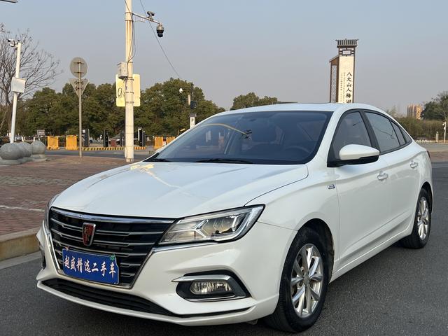 Roewe i5