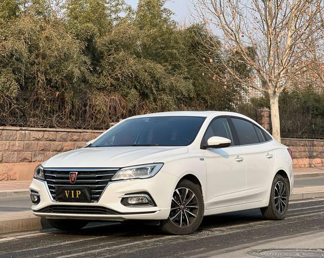 Roewe i5