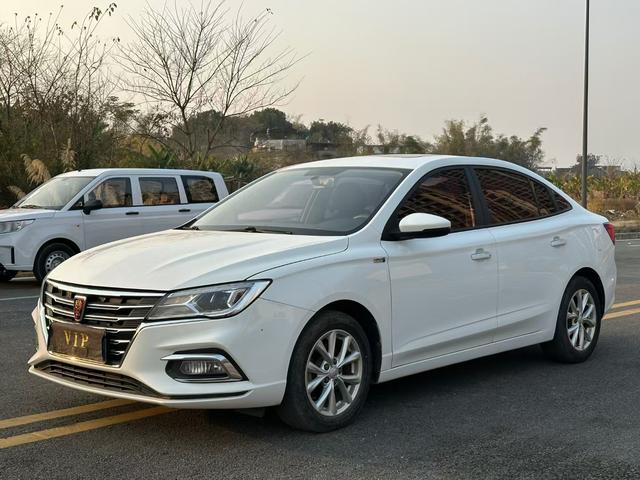 Roewe i5