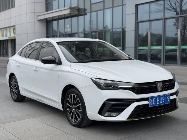 Roewe i5