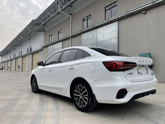 Roewe i5