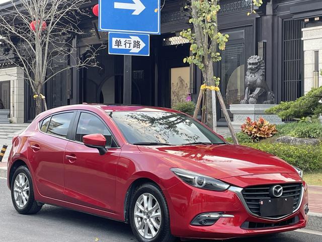 Mazda 3 Angkesela