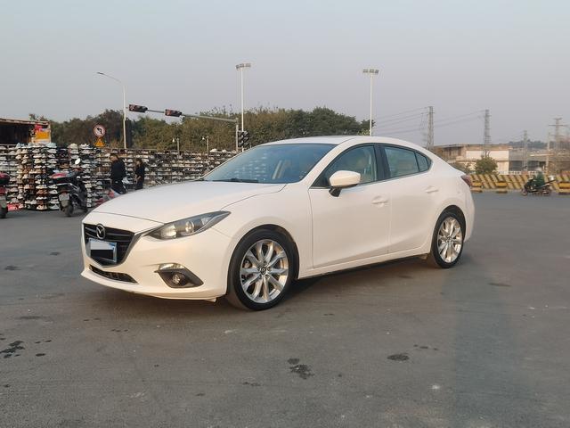 Mazda 3 Angkesela