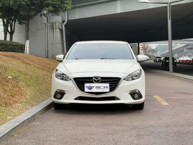 Mazda 3 Angkesela