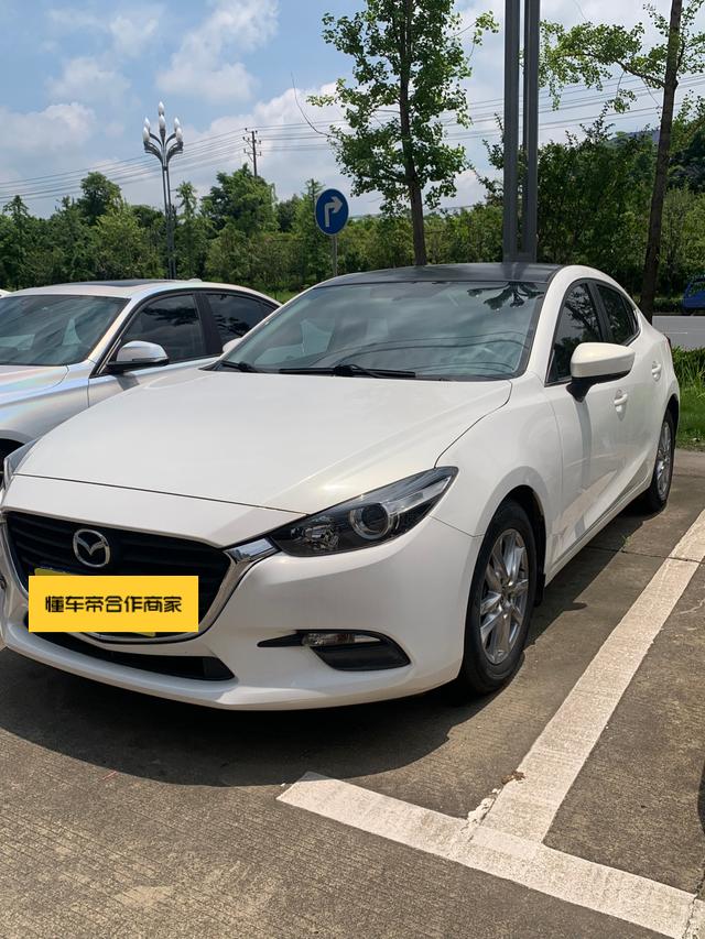 Mazda 3 Angkesela