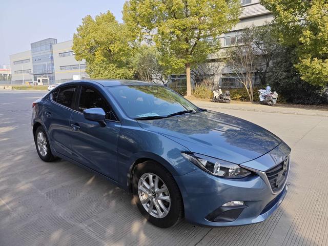 Mazda 3 Angkesela