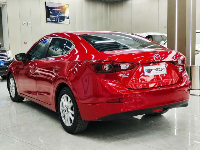 Mazda 3 Angkesela