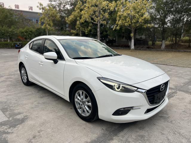 Mazda 3 Angkesela