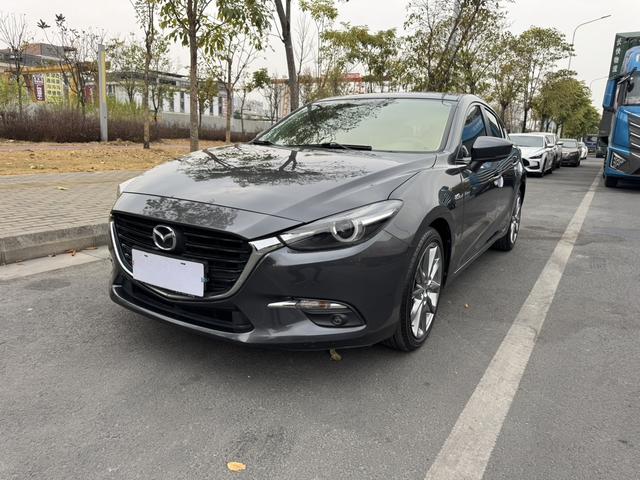 Mazda 3 Angkesela