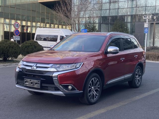 Mitsubishi Outlander (imported)