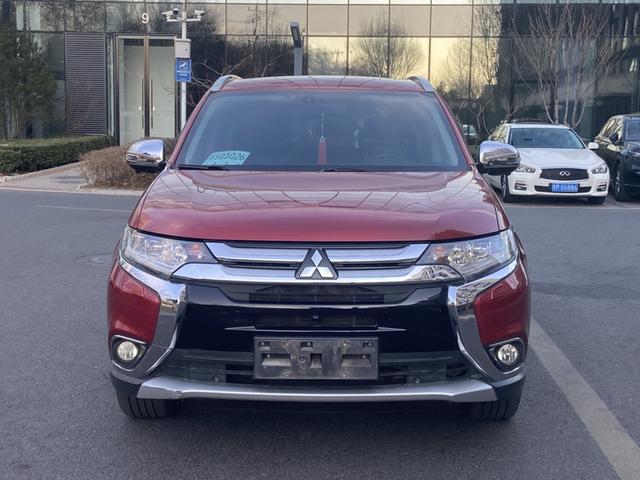 Mitsubishi Outlander (imported)