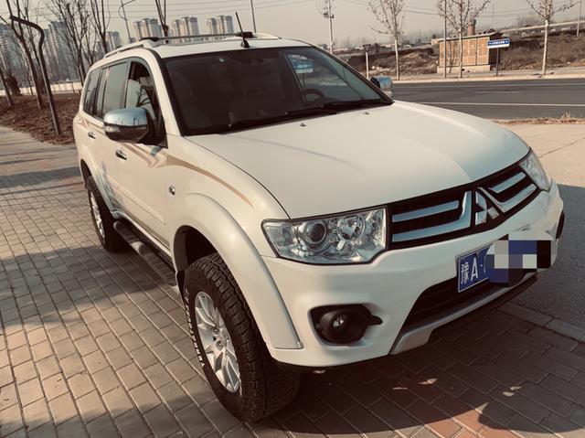 Mitsubishi Pajero Jinchang