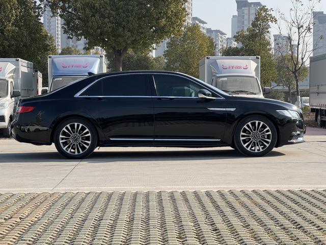 Lincoln Continental