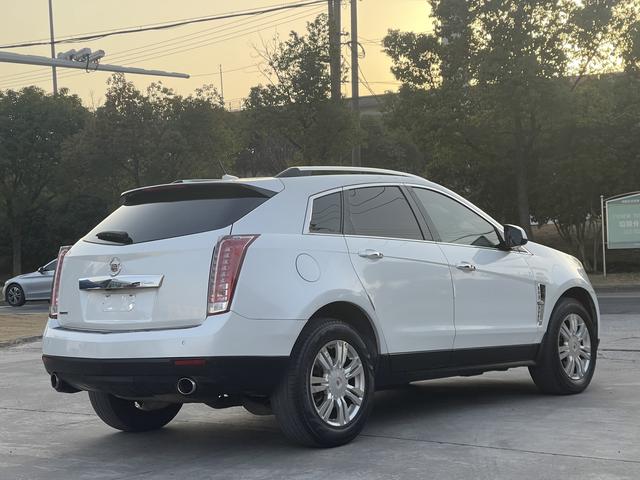 Cadillac SRX