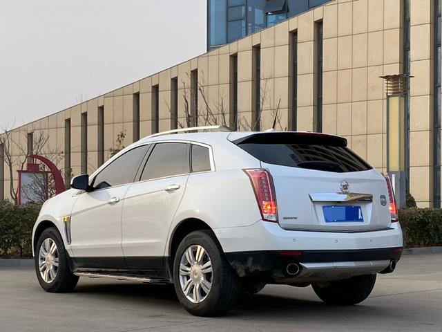 Cadillac SRX