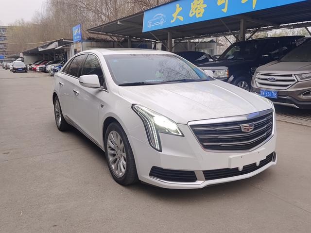 Cadillac XTS