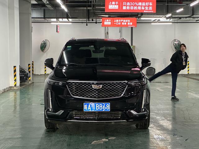 Cadillac XT6