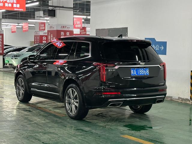 Cadillac XT6