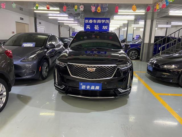 Cadillac XT6