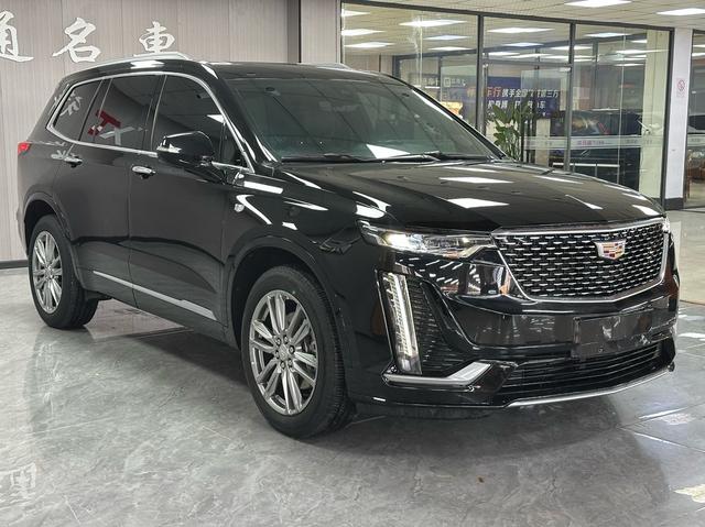 Cadillac XT6