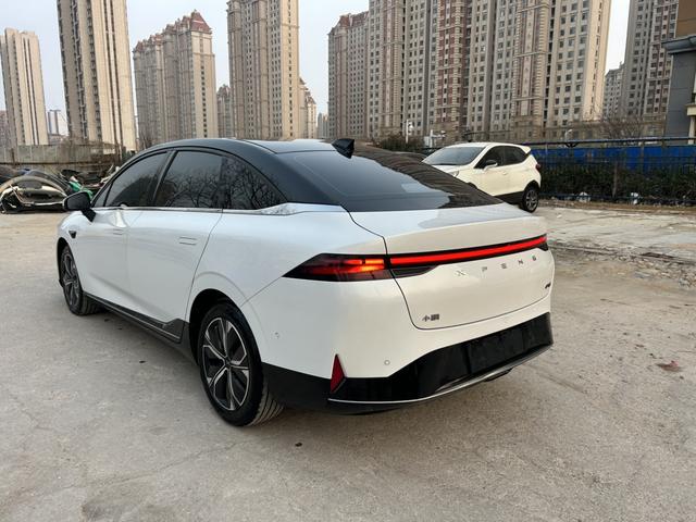 Xpeng P5