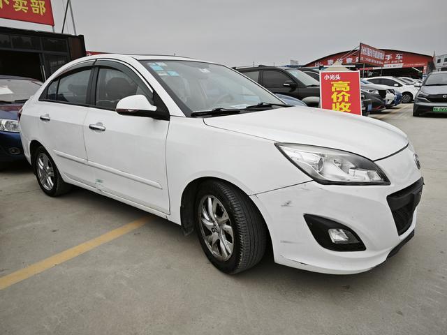 Changan Yuexiang V5