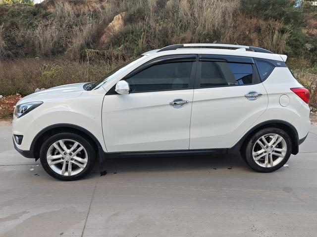 Changan CS35