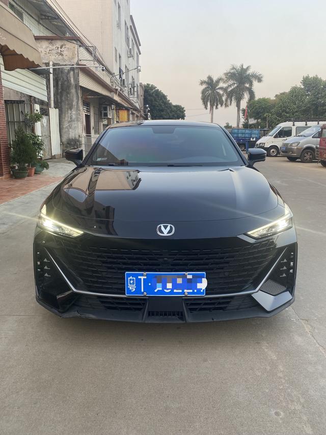 Changan UNI-V