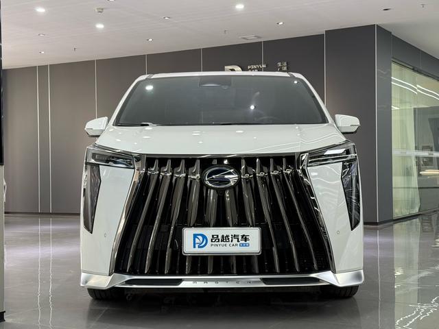 GAC Trumpchi M8