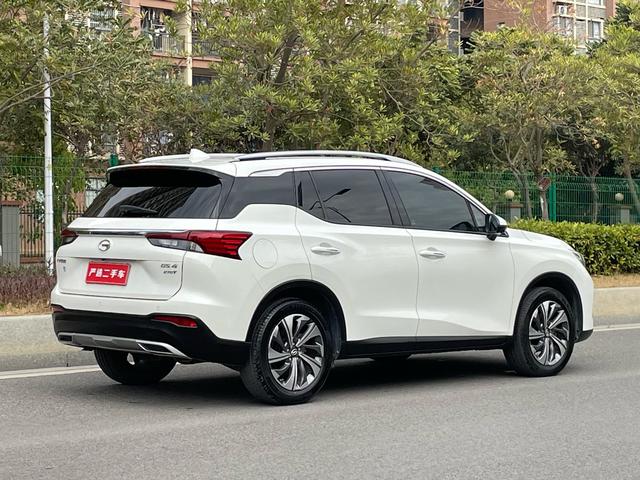 GAC Trumpchi GS4