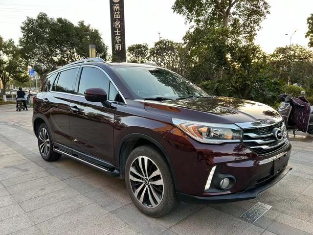 GAC Trumpchi GS4