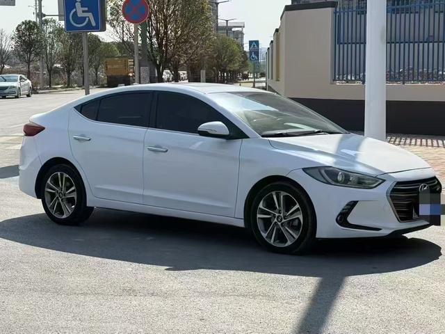 Hyundai Lead