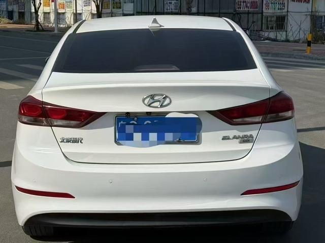 Hyundai Lead