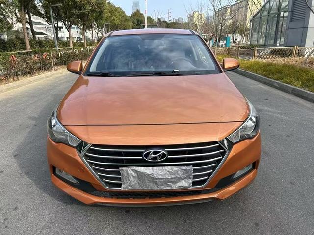 Hyundai Accept