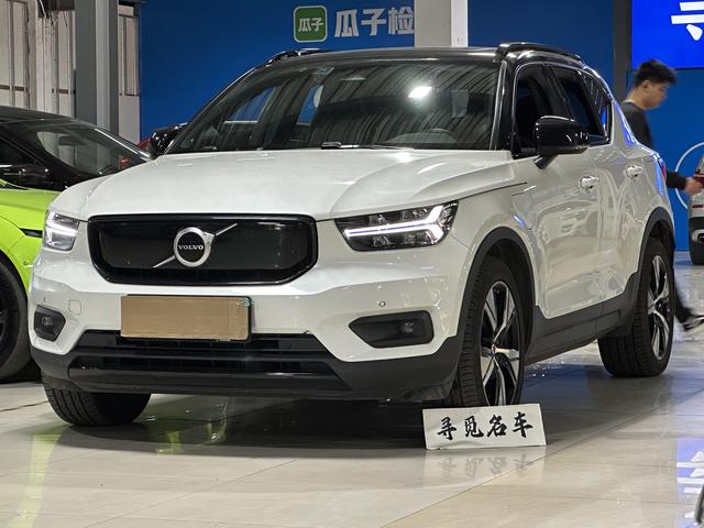 Volvo XC40 EV